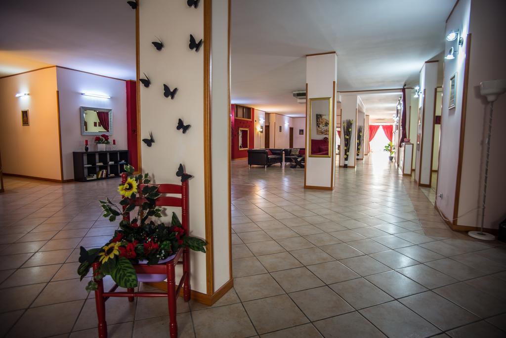 Hotel Residence Lupiae Lecce Exterior photo